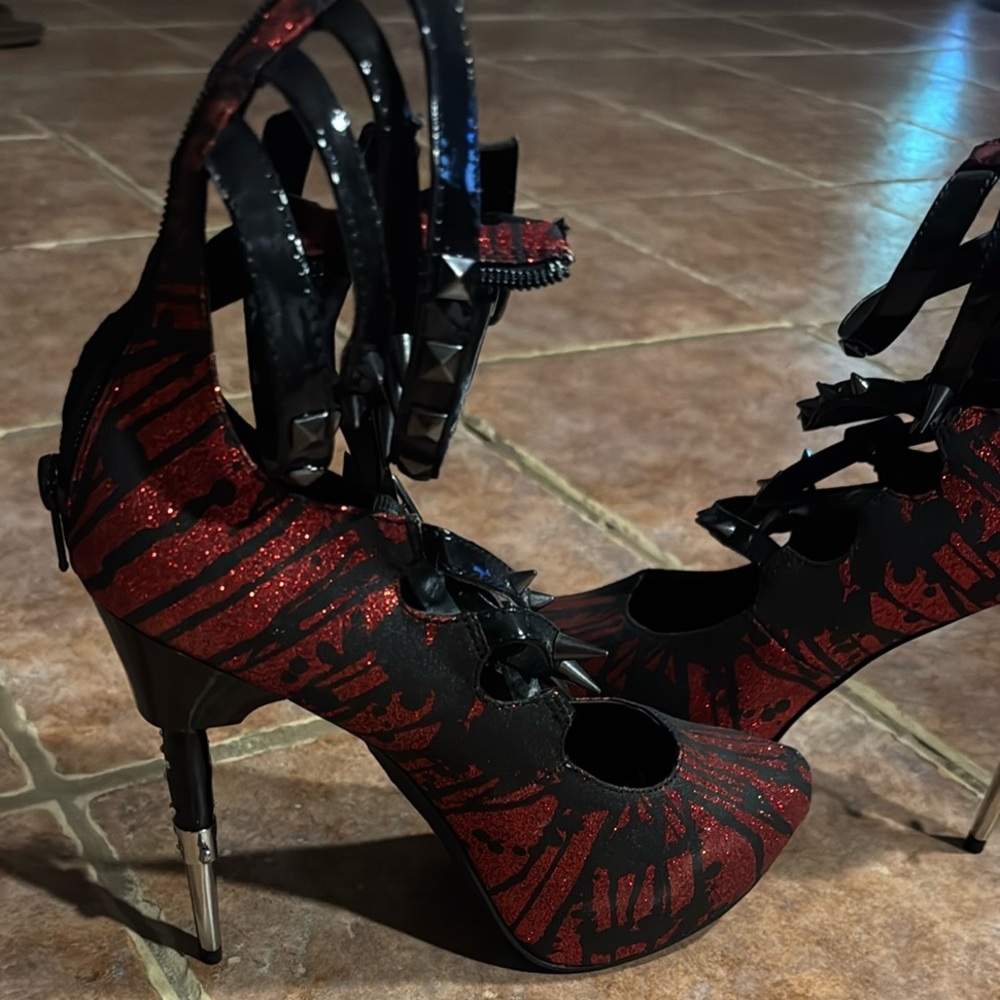 Too Fast Red and Black switchblade heels